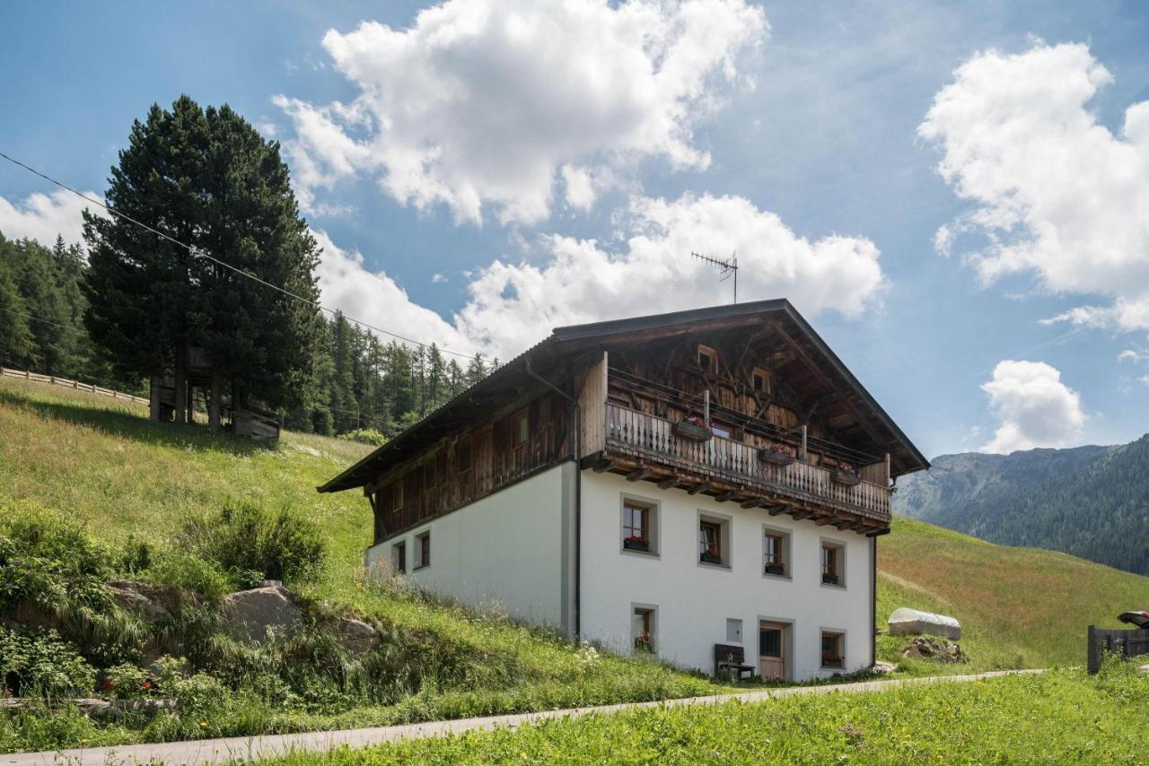 Ferienwohnung Kroesshof Sarentino Exterior foto